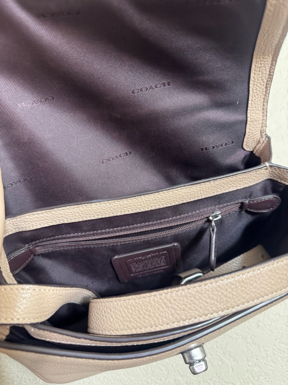 Coach Cassie Pebbled Leather Crossbody bag in Taupe Silver - Picture 6 of 11